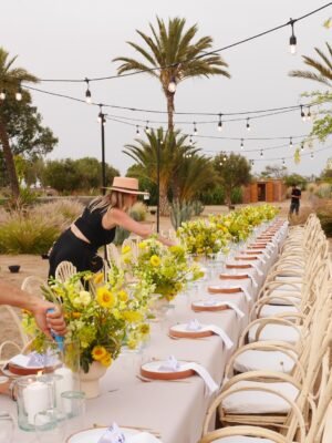 PACKAGE - Classic Dining (Price per table of 6)